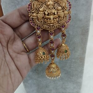 Lakshmi hair decor