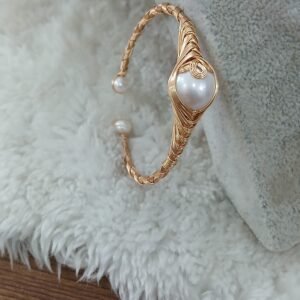 Big size real  pearl imported braclet