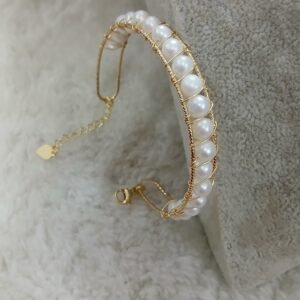 Full pearls bracelet design with adjustable chain