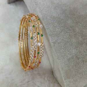 Simple multi stone design  (set  of 4)