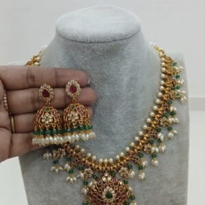 Guttapusalu short haaram with buttalu