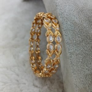 Uncuts with leaf cutting design