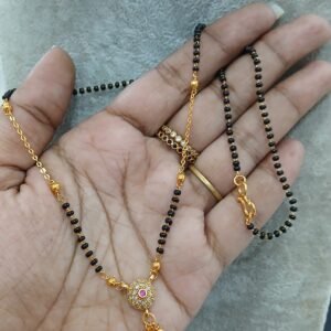 Simple blackbeads with stone pendant
