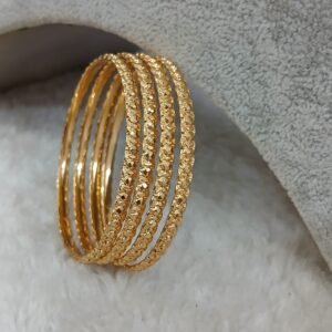 2.6 Plain Micropolish bangles with cutting (set of 4)