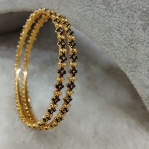 2.10 Diamond shape Blackstone Micropolish bangles (set of 2)