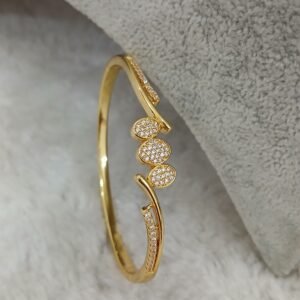 Oval stone pattern gold copy Micropolish openable bracelet