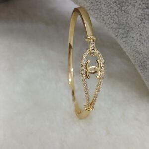 C design Micropolish openable bracelet