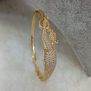 Tiger design Micropolish openable bracelet