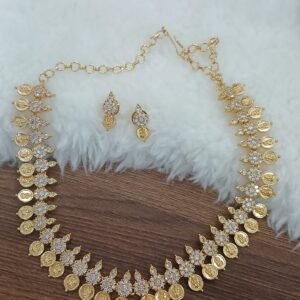 Full white stones Micropolish Lakshmi neck set with earrings (SHORT)